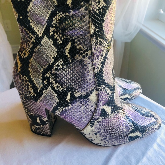 Snakeskin Print Ankle Boots - Picture 4 of 9